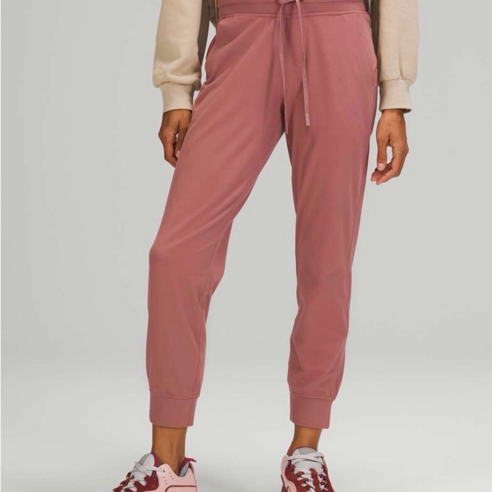 Lululemon 5/2021 Size 16 Ready to Rulu Jogger 7/8 Spiced Chai